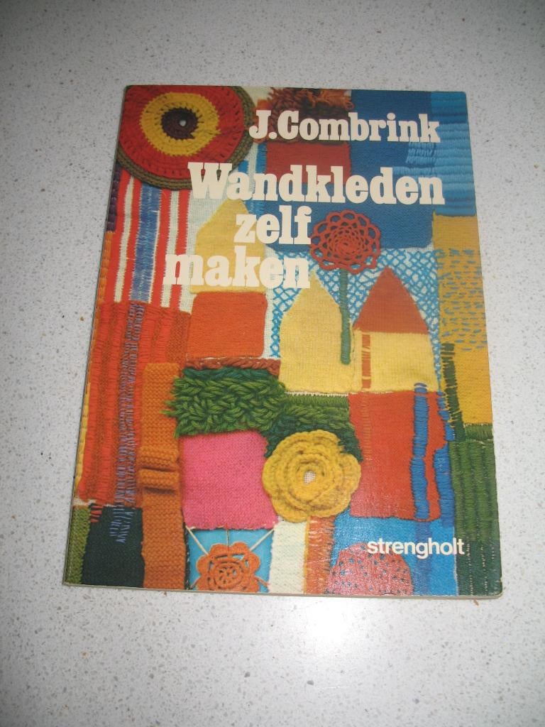 Wandkleden zelf Maken-J.Combrink Mooi Vintage, Ophalen of Verzenden, Gelezen, Overige onderwerpen