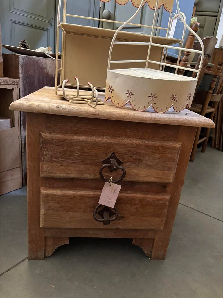 Landelijk brocante ladekast, Huis en Inrichting, Kasten | Ladekasten, Studio Larilo, 1 of 2 laden, Zo goed als nieuw, Minder dan 100 cm