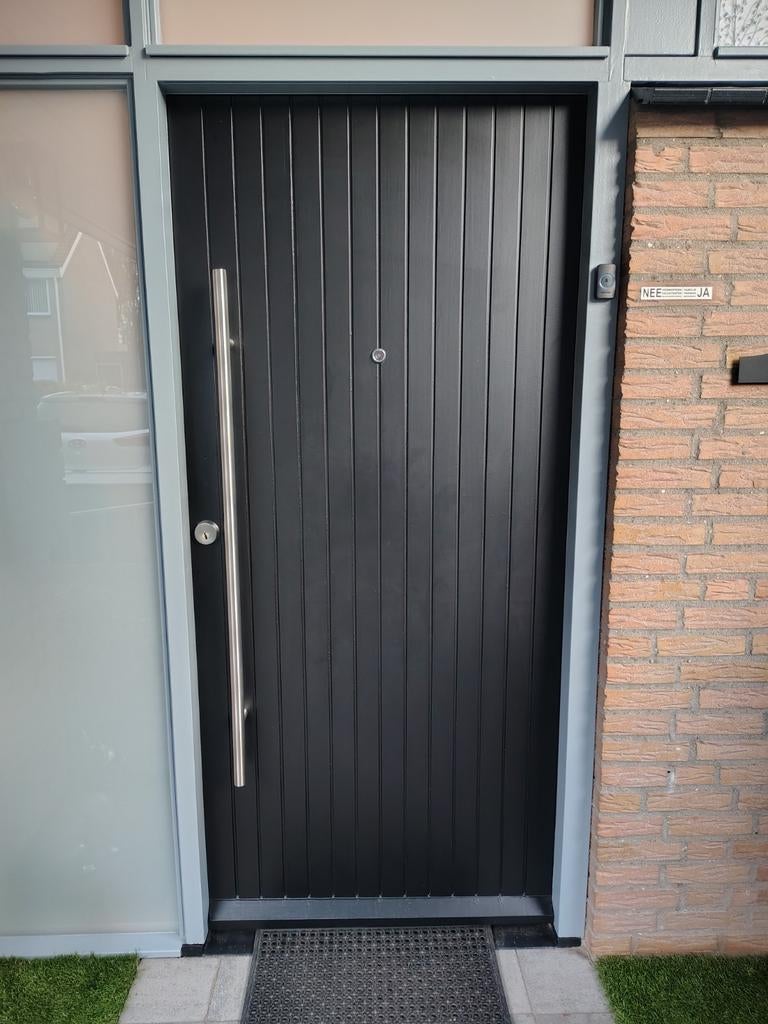 Mooie geïsoleerde meranti voordeur compleet, Doe-het-zelf en Verbouw, Ophalen, Zo goed als nieuw, Buitendeur, 215 cm of meer