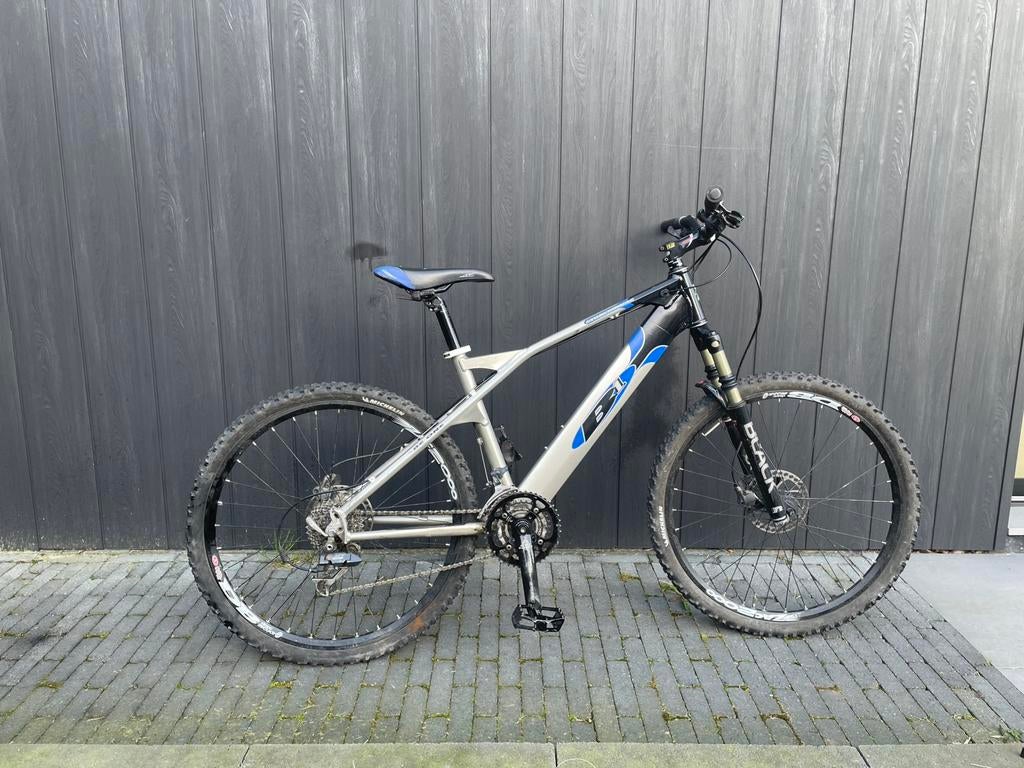 B1 mountainbike, Ophalen, Zo goed als nieuw