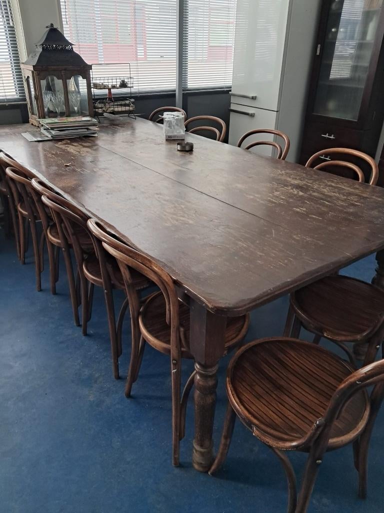 Café stoelen 25 stuks, Ophalen, Gebruikt, Bruin, Donkerbruine kroeg