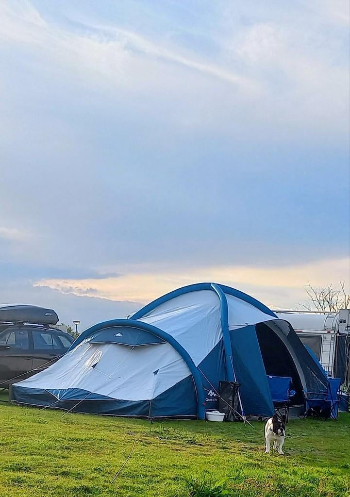 Fresh & Black Quechua air seconds 8,4 Familie tent, Caravans en Kamperen, Tenten, Ophalen, Gebruikt