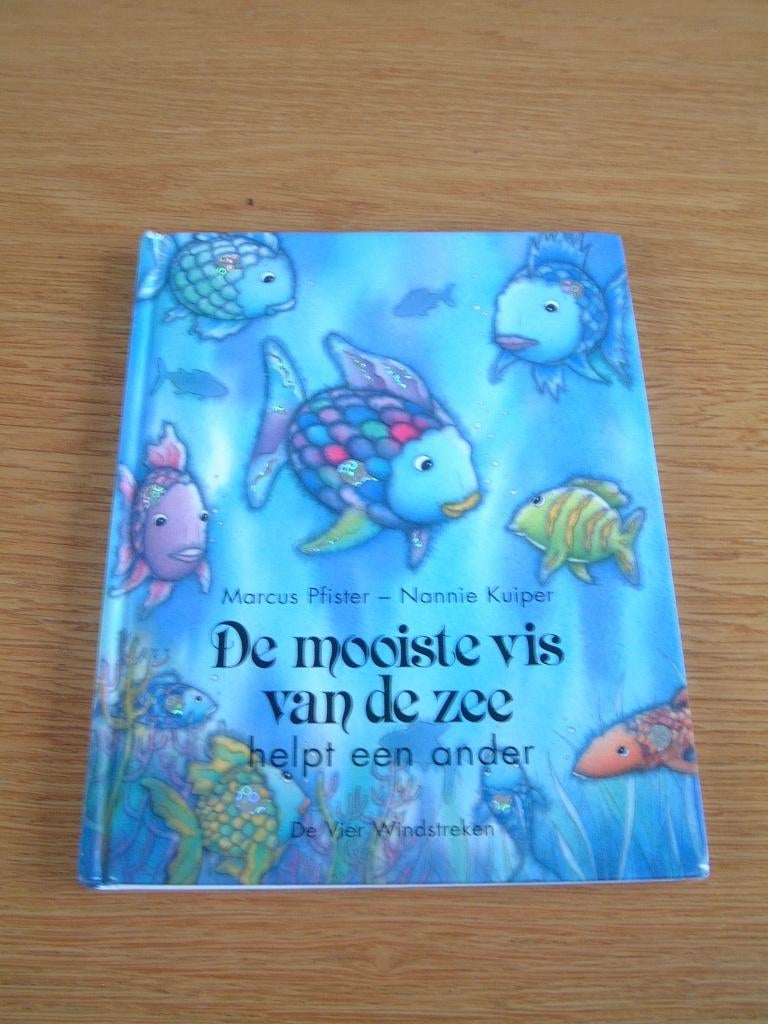 prachtig boekje de mooiste vis van de zee helpt een ander, Ophalen of Verzenden, Gelezen, Fictie algemeen
