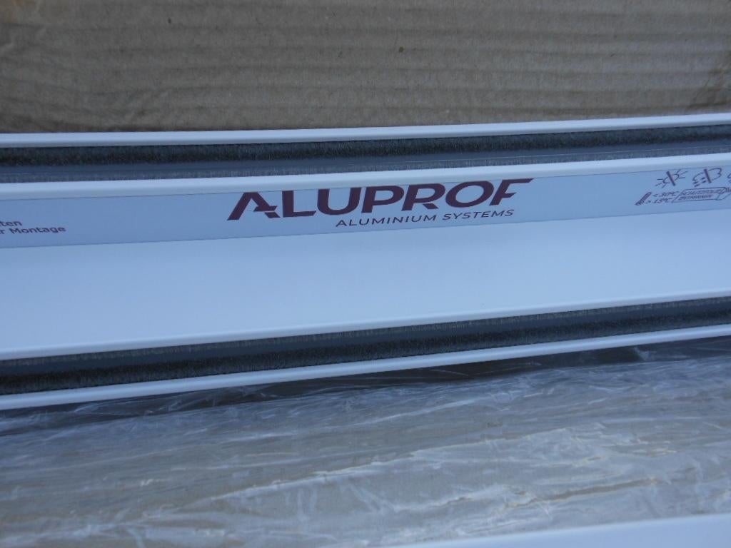 electri  rolluiken  lees  de  advertentie, Ophalen, 200 cm of meer, Minder dan 100 cm, Wit