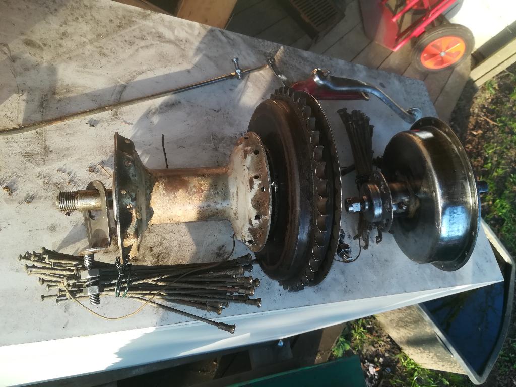 Jawa 1954/55 (perak)160mm compleet wiel naven voor/achter, Ophalen of Verzenden, Gebruikt