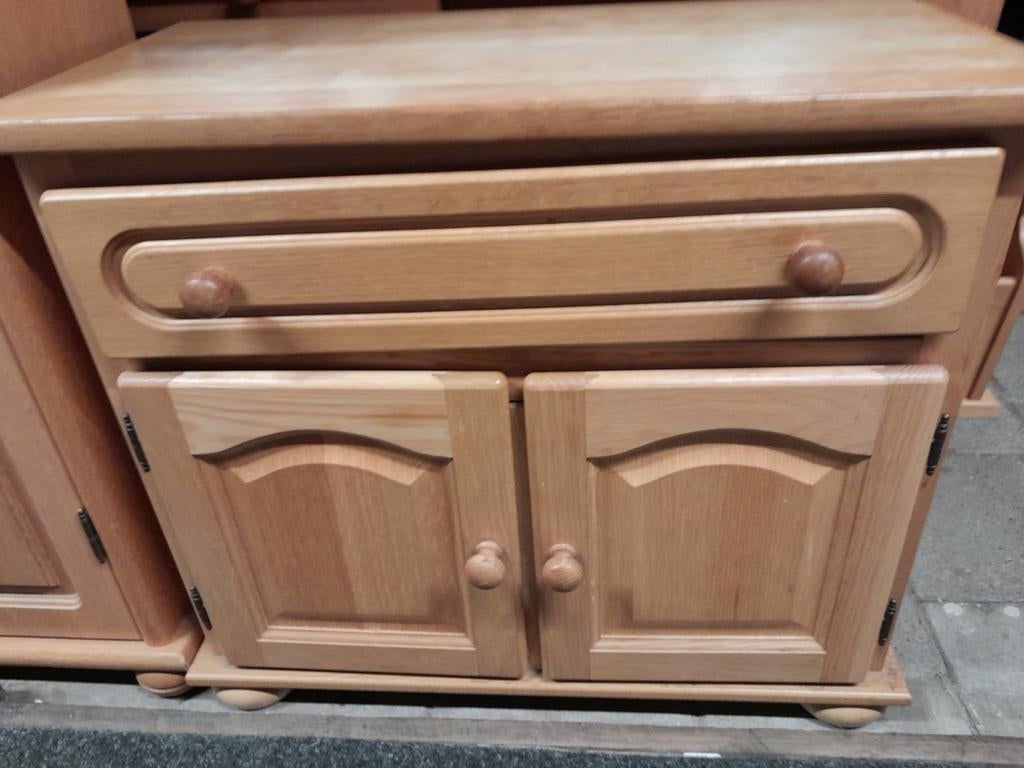 Klein blank eiken kastje, Ophalen, Gebruikt, Eikenhout