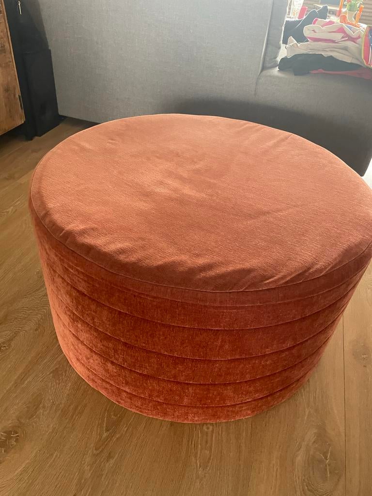 Terracotta poef, Ophalen, Gebruikt, Rond, 75 tot 100 cm