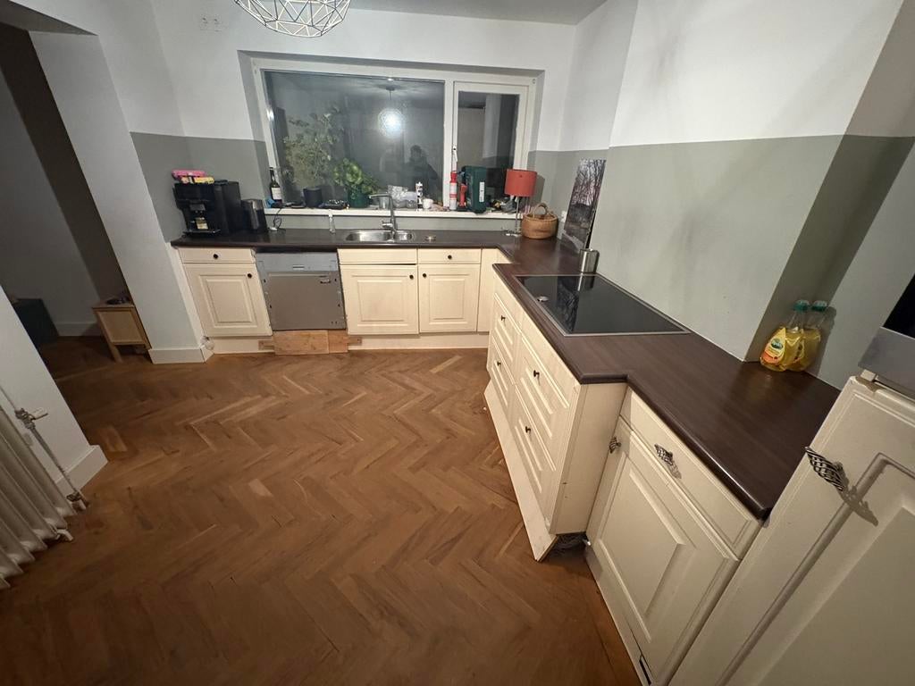 Gratis keuken incl. Koelkast/oven/magnetron/Neff inductie, Ophalen, Wit, Hoekkeuken, Graniet of Steen