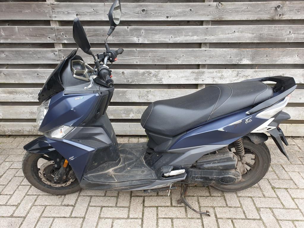 Sym Jet 14 euro 5 met bromkenteken met voorschade., Fietsen en Brommers, Scooters | SYM, Ophalen, Gebruikt, Overige modellen, Maximaal 45 km/u