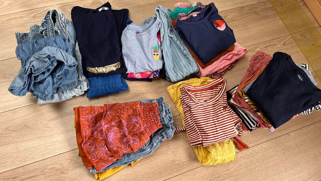 Groot kledingpakket, meisje, zomer 122/128, Kinderen en Baby's, Ophalen of Verzenden, Zo goed als nieuw, Maat 128