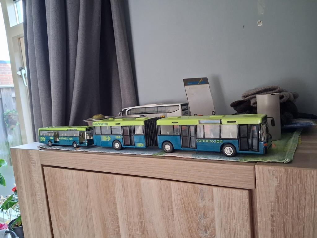 Connexxion Bus Modellen - Set van 2, Hobby en Vrije tijd, Overige merken, Gebruikt, 1:50 of kleiner, Overige typen