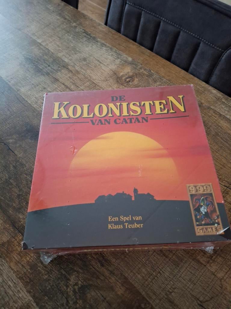 Kolonisten van catan basisspel, Hobby en Vrije tijd, Gezelschapsspellen | Bordspellen, Ophalen of Verzenden, Nieuw