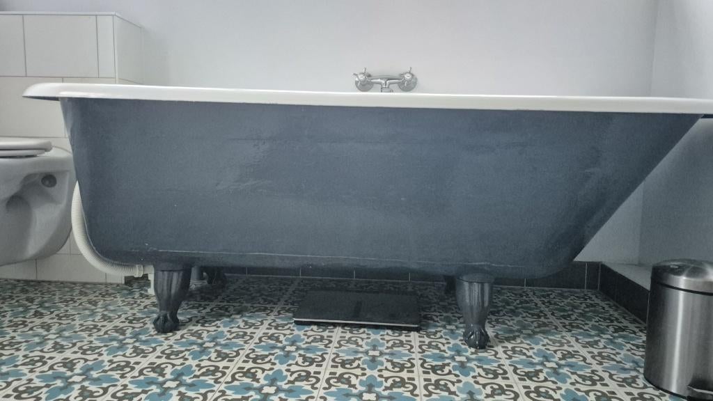 Prachtige gietijzeren badkuip donkerblauw in mooie staat, Ophalen, Gebruikt