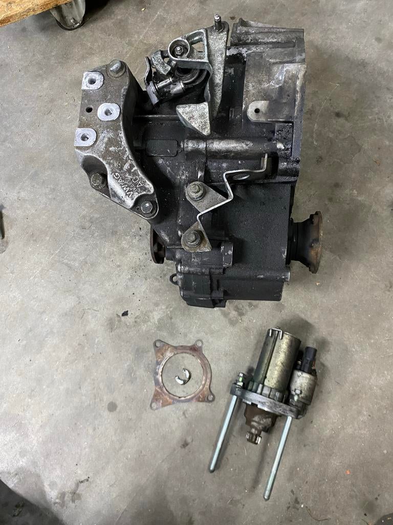 Volkswagen Golf 5 6-versnellingsbak handgeschakeld, Ophalen, Gebruikt, Volkswagen