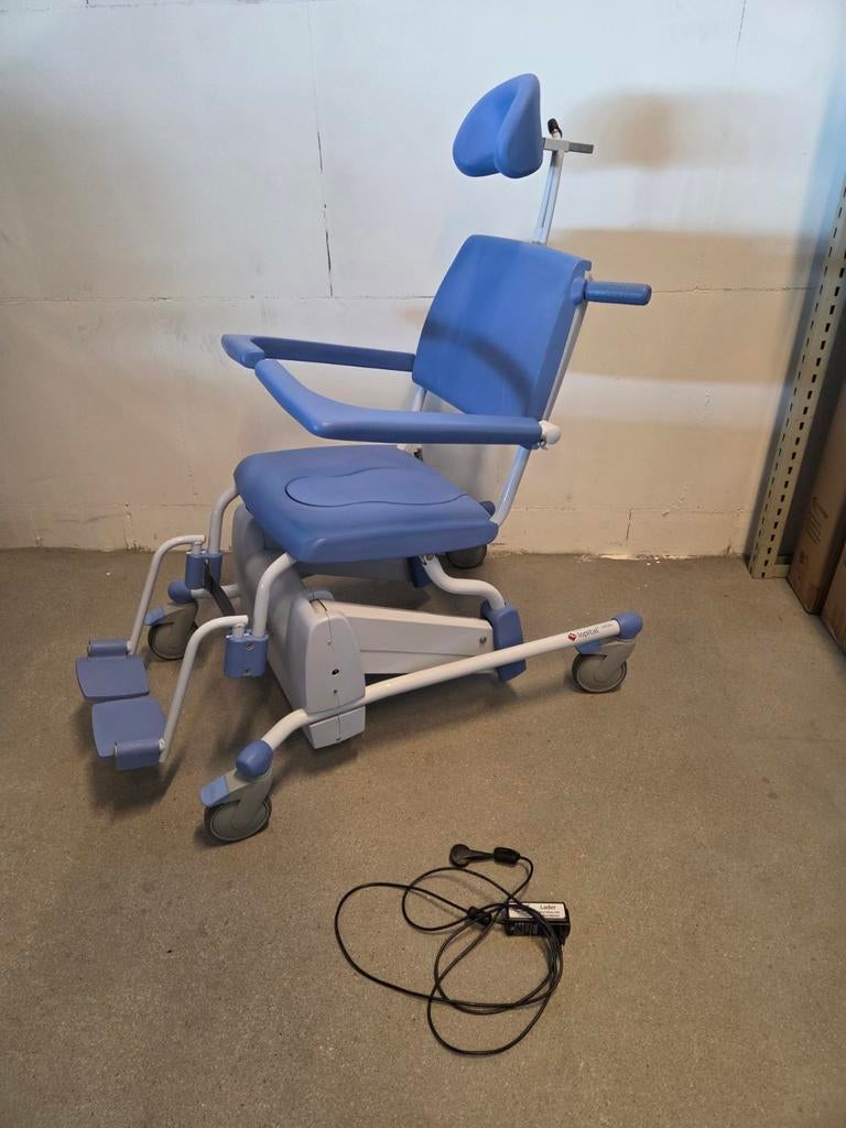 Lopital Reflex postoel / douchestoel electrisch verstelbaar, Ophalen