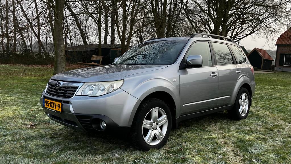 Subaru Forester 2.0 AWD Automaat 2e eigenaar, Stof, Zwart, 4 cilinders, Origineel Nederlands