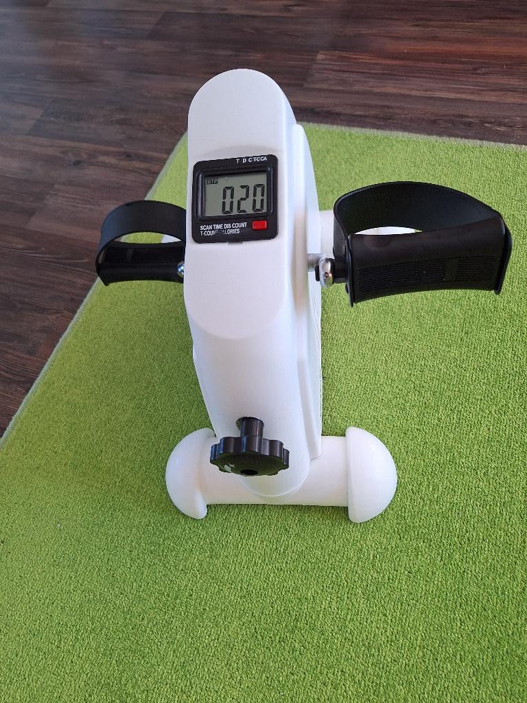 Stevige  Virtufit stoelfiets met timer, Sport en Fitness, Fitnessapparatuur, Ophalen, Gebruikt, Benen, Stoelfiets