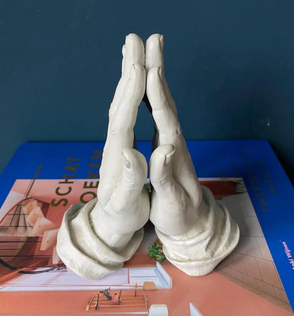 Beeldje van biddende handen, Ophalen of Verzenden