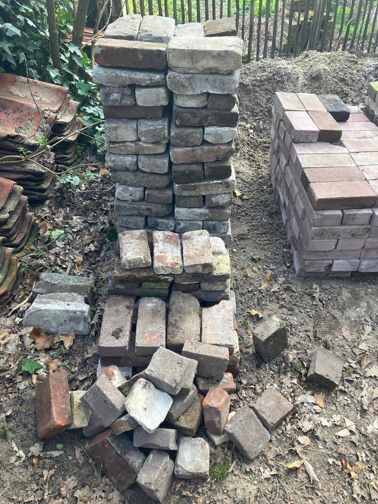 Diverse gebruikte stenen voor tuin of bouwproject, Doe-het-zelf en Verbouw, Metselstenen, Ophalen, Gebruikt, Bakstenen