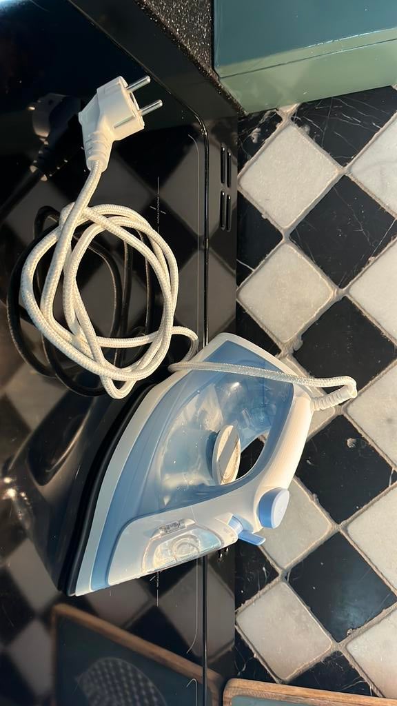 Gratis af te halen strijkbout, Ophalen, Zo goed als nieuw