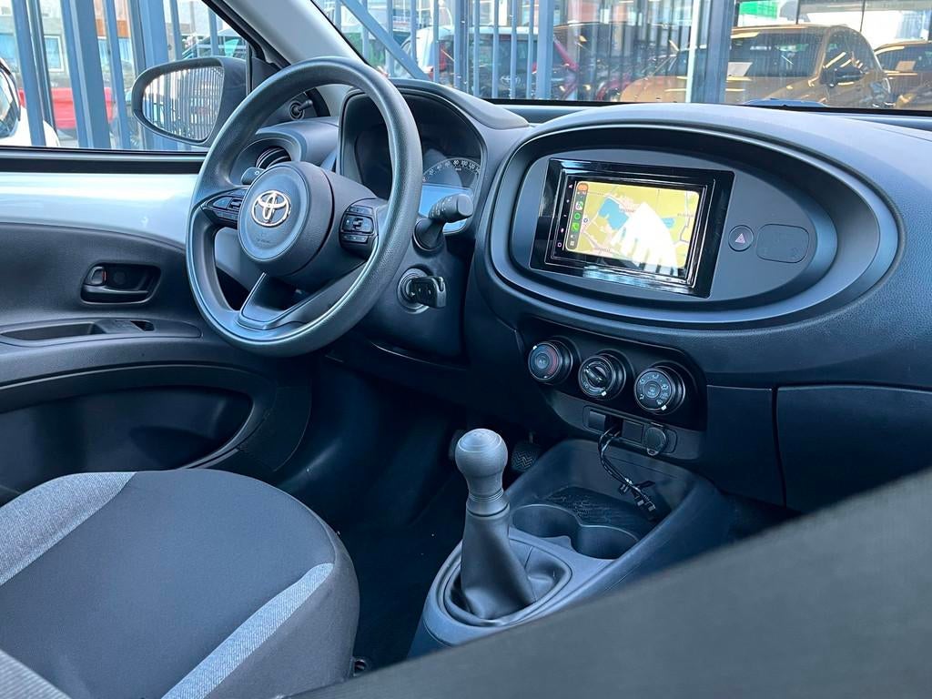 Toyota Aygo X 1.0 VVT-i | All Season banden | Airco | Cruise, Stof, Gebruikt, 4 stoelen, Wit