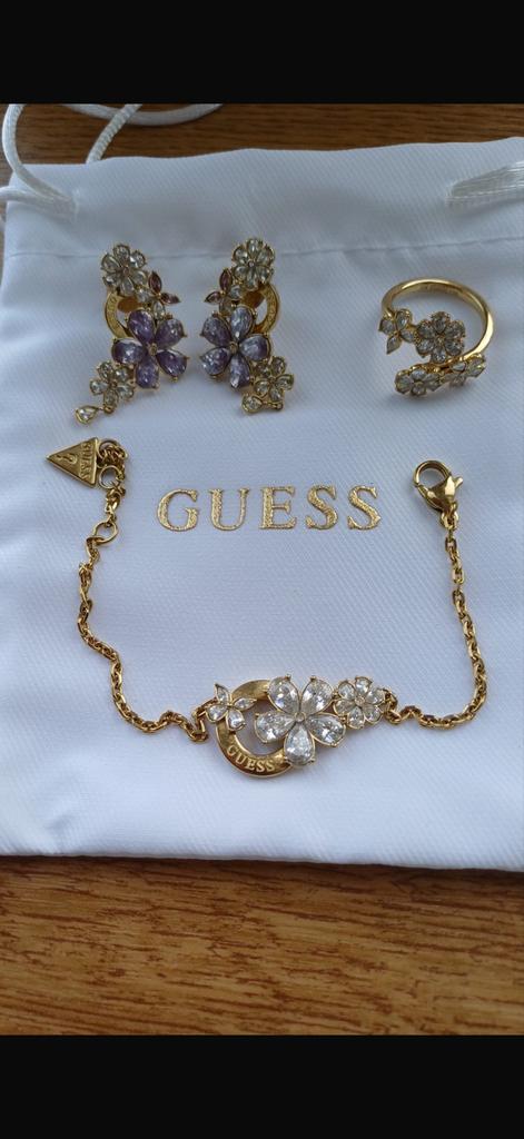 Guess, Ophalen of Verzenden, Overige materialen