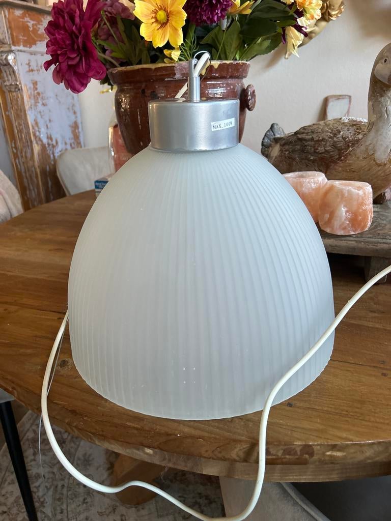 2 Glazen hanglampen van IKEA, Ophalen, Gebruikt, Melkglas, Glas