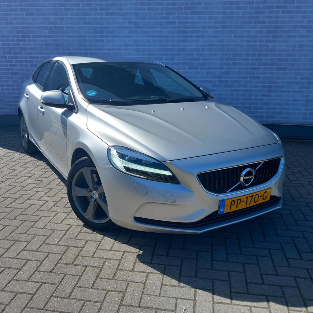 Volvo V40 1.5 T3 Nordic+ | Navigatie | Stoelverwarming | Ver, 12 maanden, 4 cilinders, Leder en Stof, Origineel Nederlands