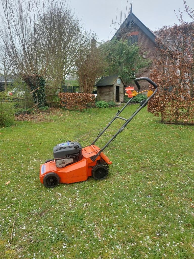 Husqvana maaimachine te koop!, Cirkelmaaier, Ophalen of Verzenden, Zo goed als nieuw, Benzine-grasmaaier