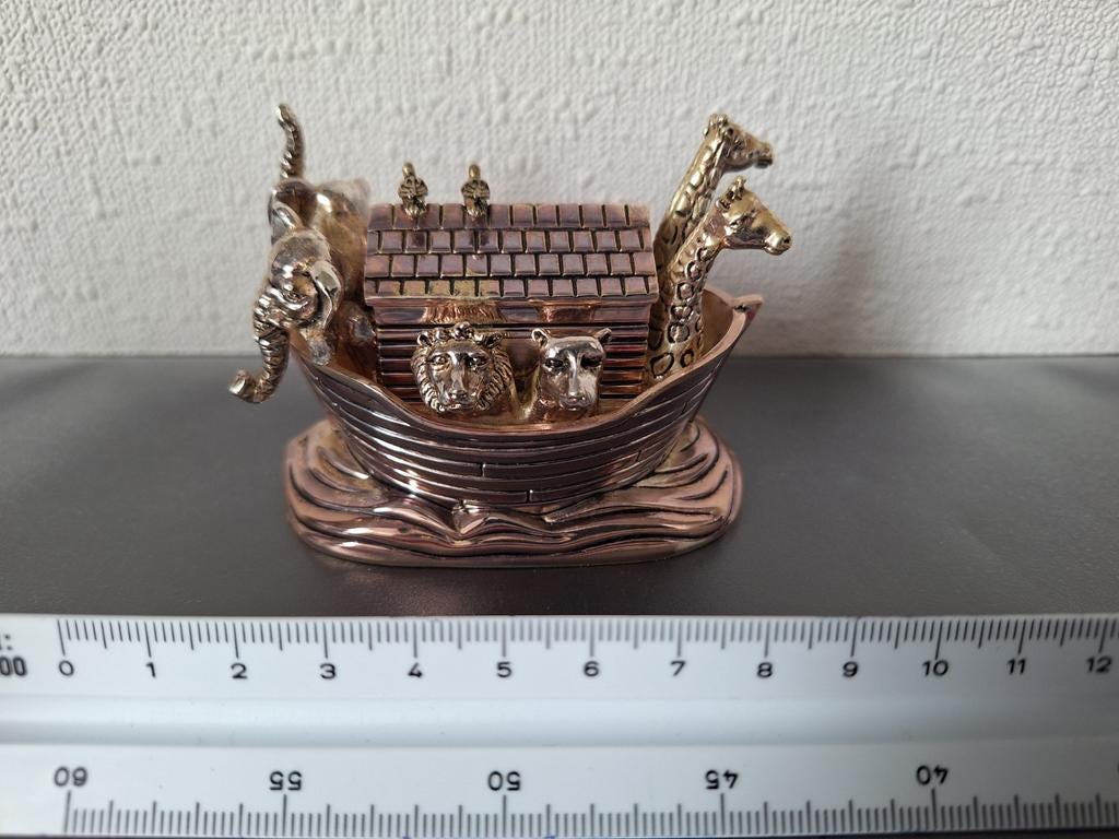 Zilverkleurige Ark van Noach beeldje, Ophalen of Verzenden