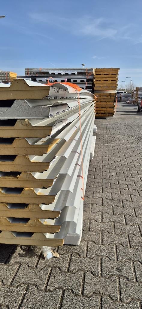 B-Keus dak, gevel, isolatie, kleurpanelen sandwich | €15/m2, Ophalen, Zo goed als nieuw, Overige materialen, 50 tot 100 mm
