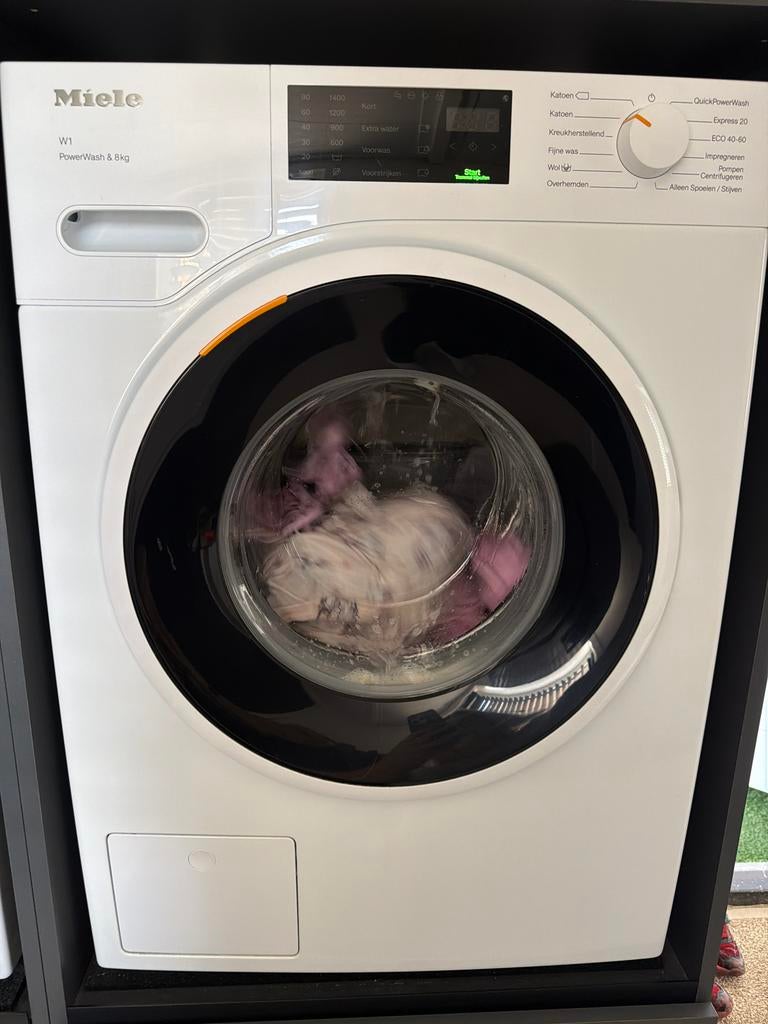 Miele W1 PowerWash 8kg wasmachine, Ophalen, Gebruikt, 8 tot 10 kg, 1600 toeren of meer