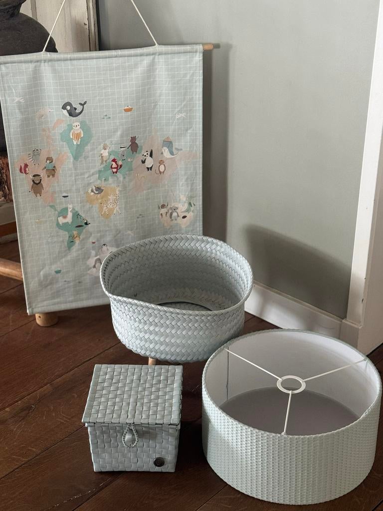 Lampenkap en mandjes Land of Kids, Kinderen en Baby's, Kinderkamer | Inrichting en Decoratie, Ophalen of Verzenden, Gebruikt, Wanddecoratie