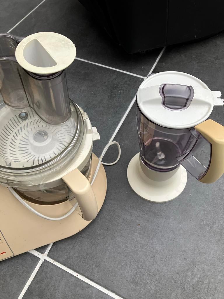 Moulinex keukenmachine met hulpstukken, 1 tot 2 liter, Ophalen, Gebruikt, 3 snelheden of meer