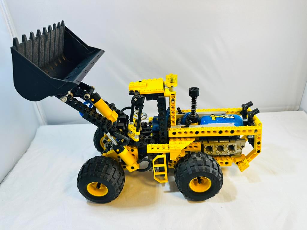 Lego 8459 Pneumatic Front End Loader, Ophalen of Verzenden, Gebruikt, Complete set, Lego