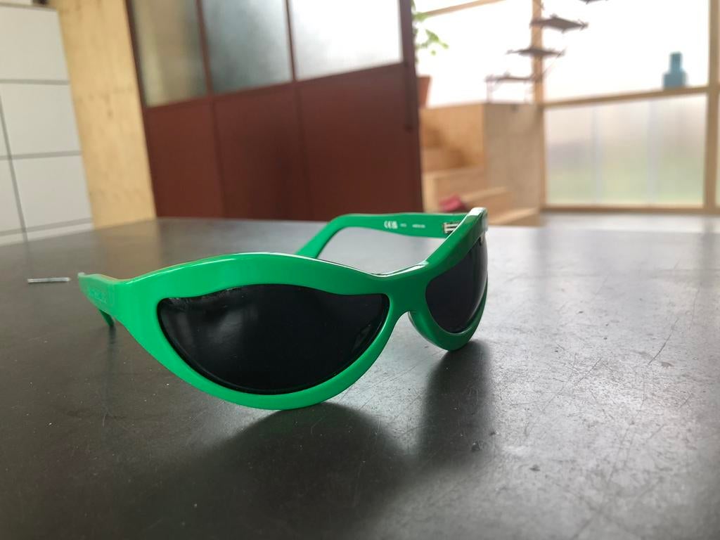 Simon Miller groene zonnebril, Ophalen of Verzenden, Zo goed als nieuw, Groen, Overige merken