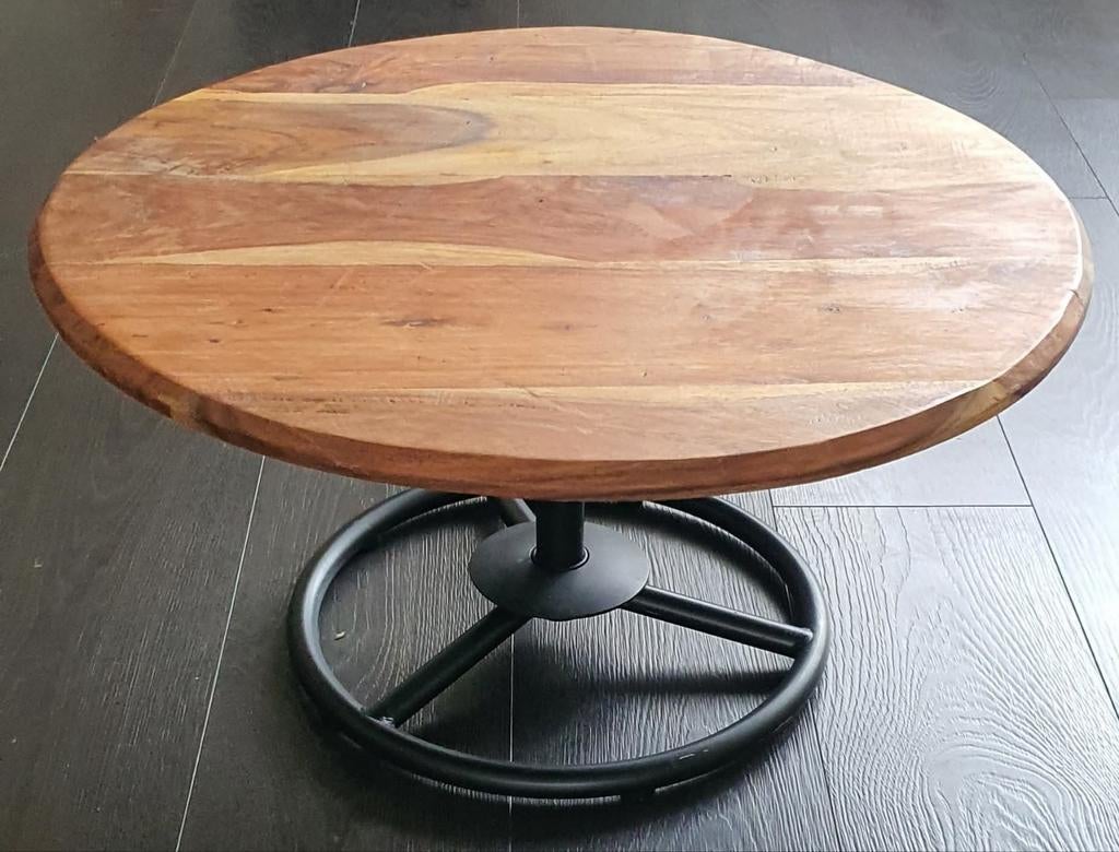 Salontafel / bijzettafel
mangohout met zwart metaal, Ophalen of Verzenden, Zo goed als nieuw