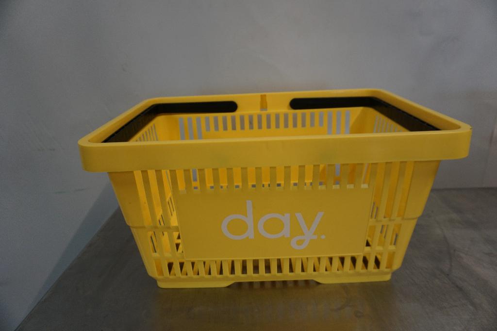 Partij winkelmandjes winkelmand kunstof mandjes, Kunststof, Gebruikt, Mand, Ophalen of Verzenden