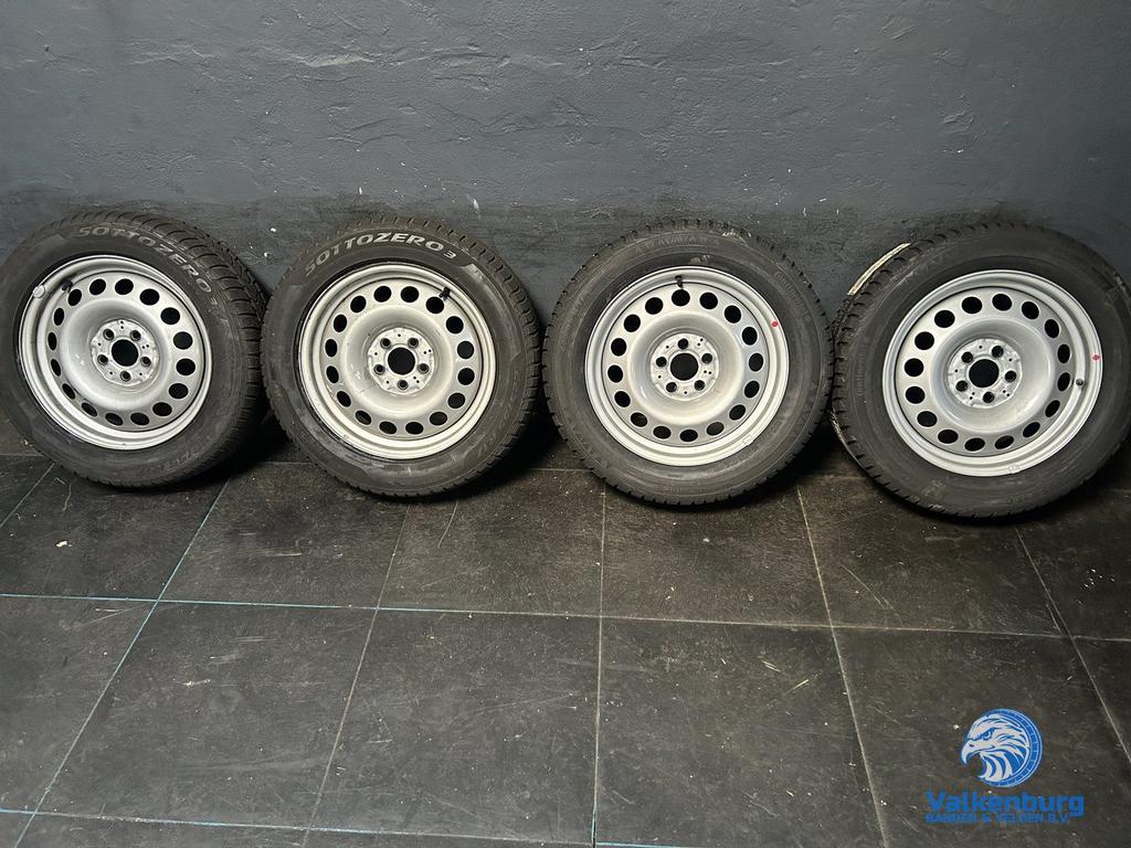 7,5mm! Originele Mercedes V-Klasse W447 Vito 17 inch stalen, Auto-onderdelen, Banden en Velgen, -, -, Banden en Velgen, 17 inch