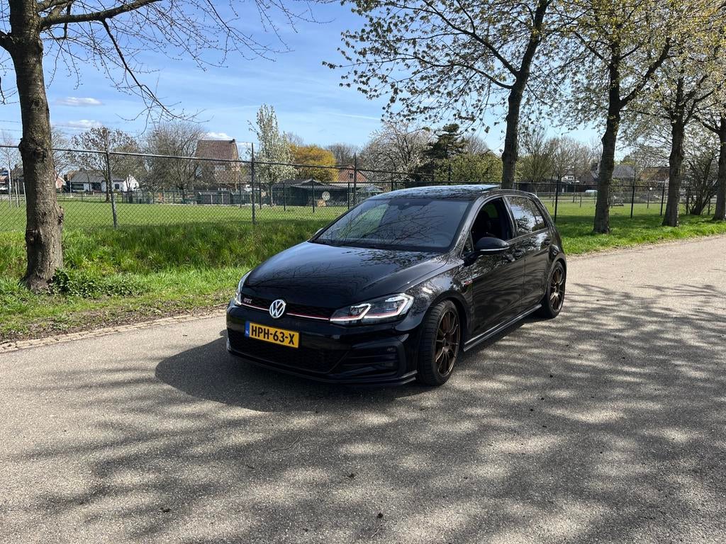Volkswagen Golf 2.0 TSI GTI Performance | 2019 | DSG | Pano, 1345 kg, Stof, USB, 4 cilinders