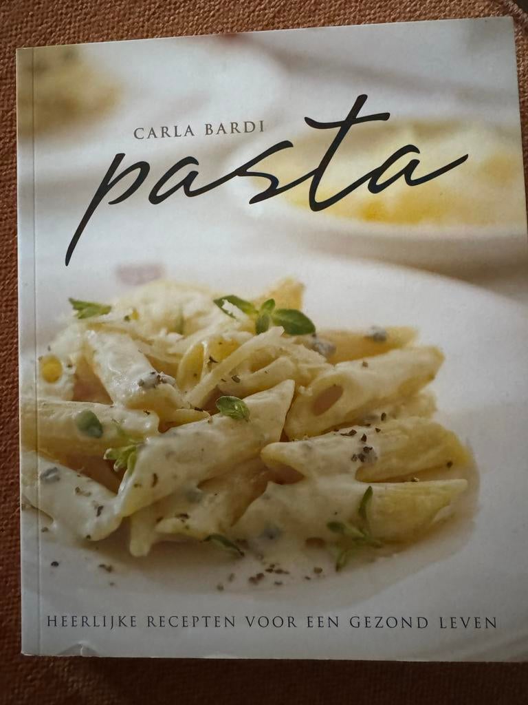 Carla Bardi Pasta Kookboek - Heerlijke Recepten, Italië, Hoofdgerechten, Ophalen of Verzenden, Zo goed als nieuw