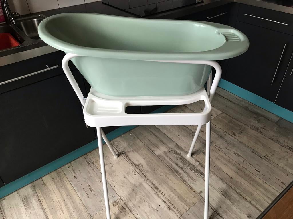 Babybadje Bébé-Jou met standaard, Ophalen, Gebruikt, Badje, Bébé-jou