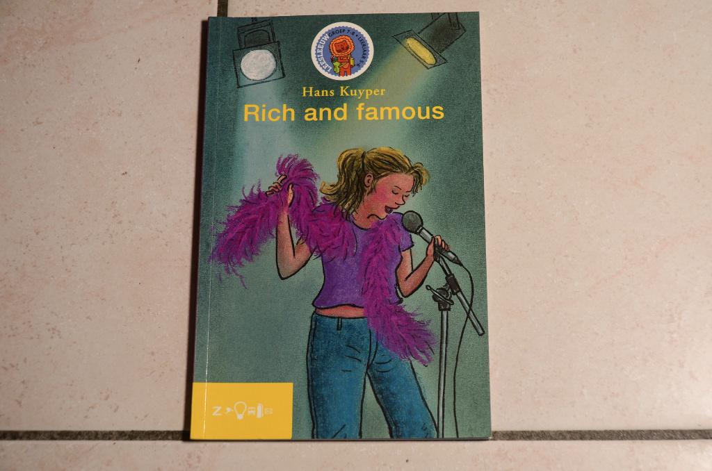 Leesleeuw Engels: Rich and famous / Hans Kuyper,, Boeken, Ophalen of Verzenden, Zo goed als nieuw, Fictie algemeen