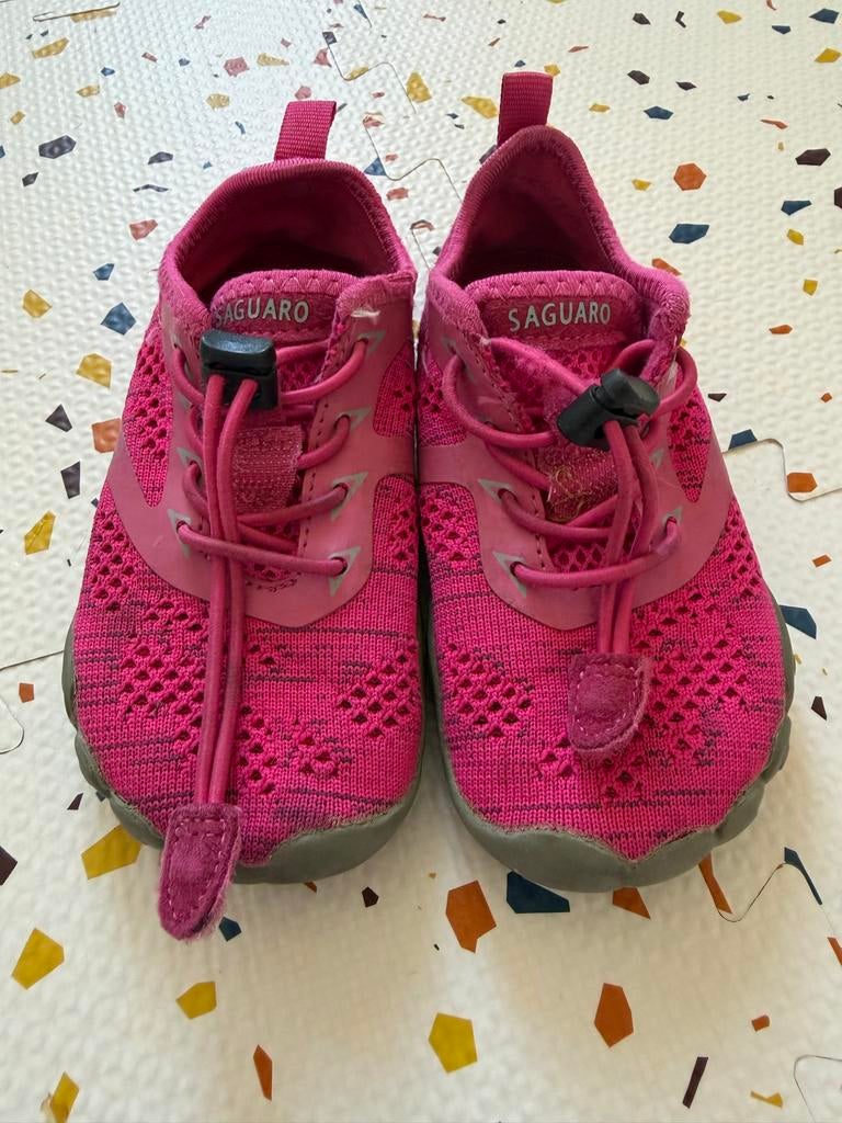 Roze Saguaro waterschoenen maat 26, Kinderen en Baby's, Kinderkleding | Schoenen en Sokken, Ophalen of Verzenden, Gebruikt, Meisje
