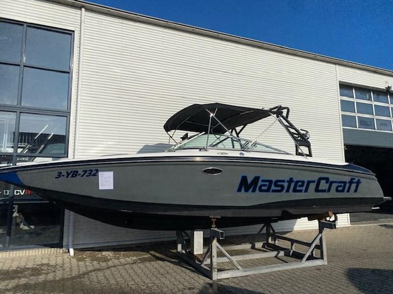 Mastercraft 280VLD (bj 2004), Gebruikt, 6 meter of meer, 200 pk of meer, Polyester