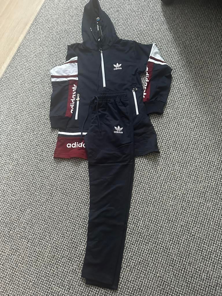 Trainingspak meisjes, Ophalen of Verzenden, Zo goed als nieuw, Meisje