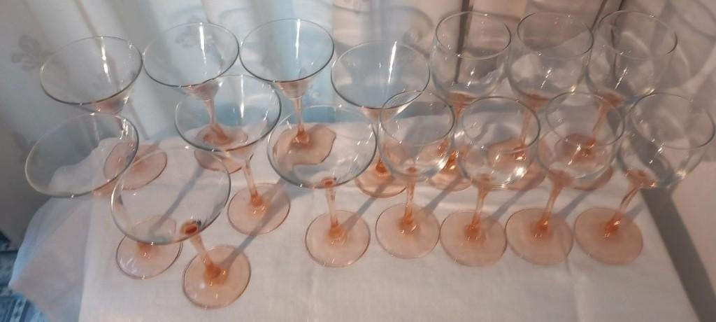 Vintage Luminarc France - Roze voet - 15 stuks, Ophalen