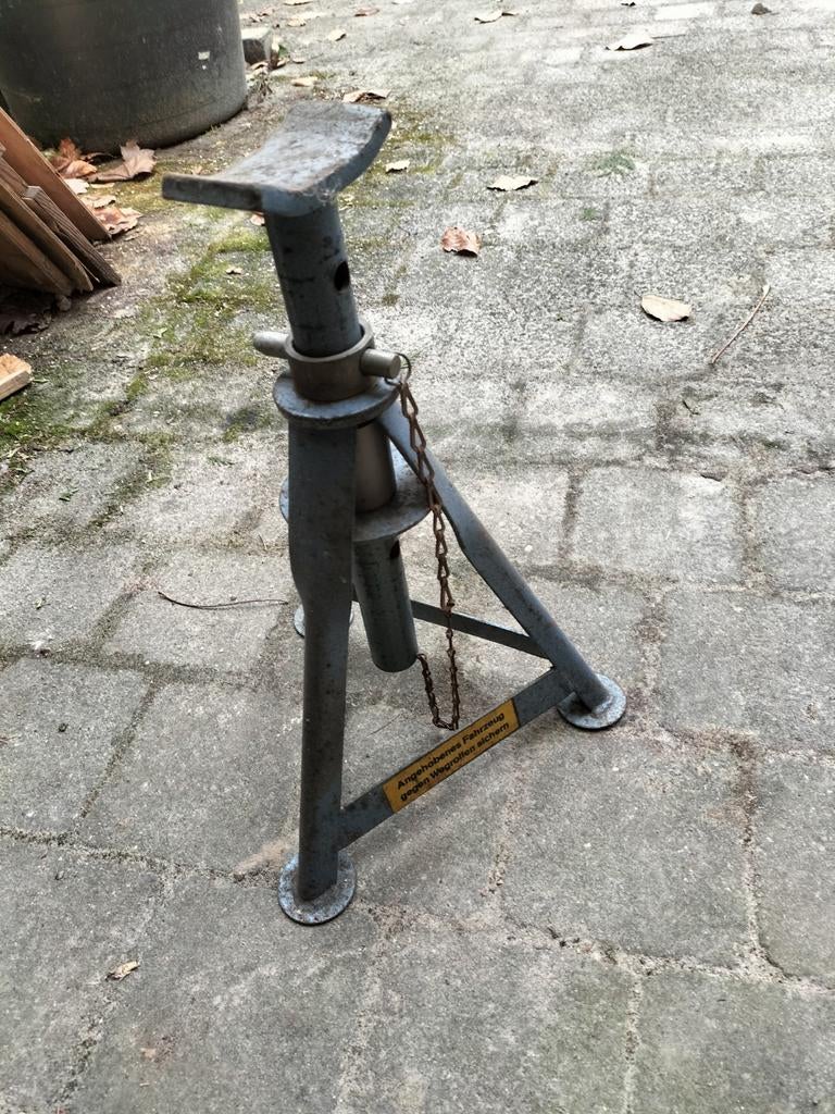 Te koop assteunen 2 stuks, Ophalen