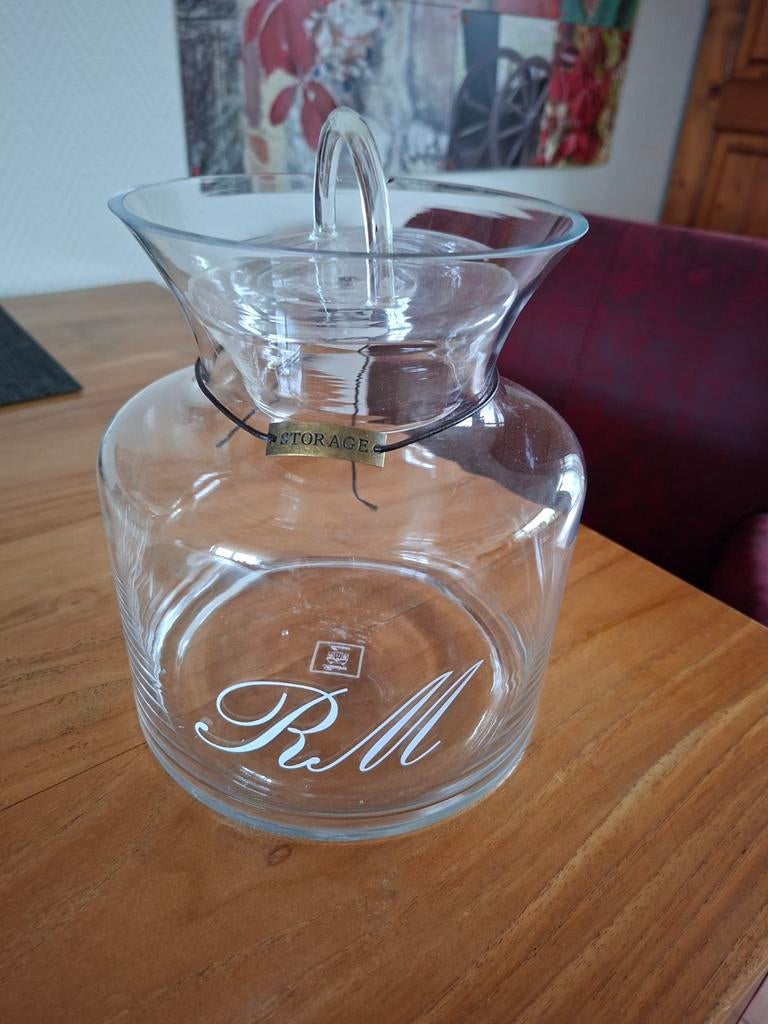 Glazen stolp Rivera Maison, Ophalen