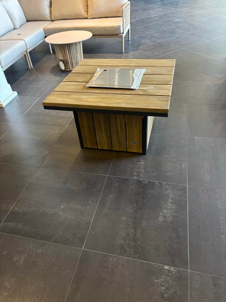 Vuurtafel Teak - Sfeervolle warmte voor uw tuin, Ophalen of Verzenden, Nieuw